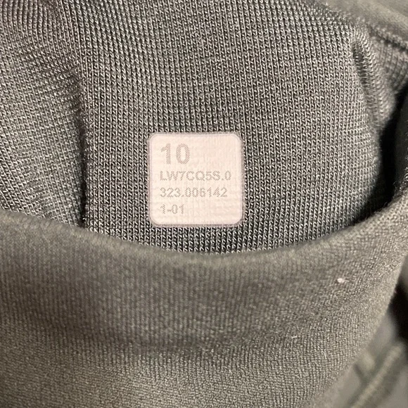 Lululemon Align Classic-Fit High-Rise Short 3" Dark Forest Size 10 - Picture 10 of 10